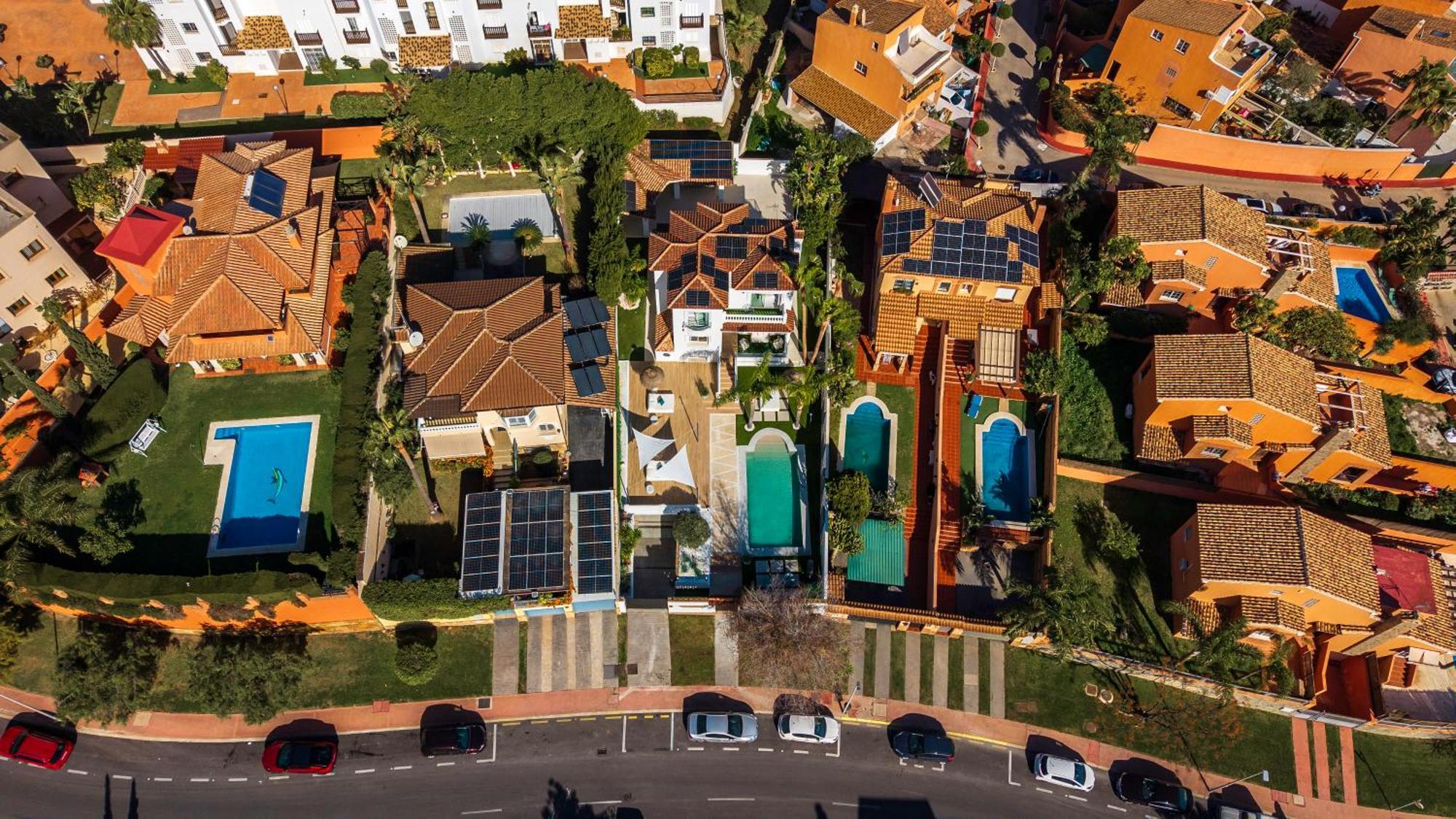 Vacation Marbella I Sunny Camelia Villa Heated Pool, Recently Renovated, Best Residential Neighborhood In Benalmadena, Short Walk To The Beach, Cinema Room Exterior photo