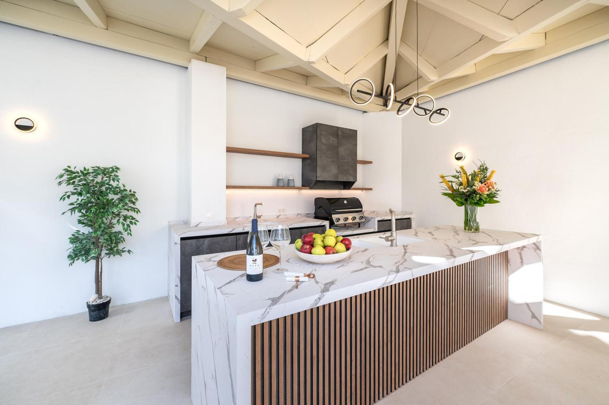 Vacation Marbella I Sunny Camelia Villa Heated Pool, Recently Renovated, Best Residential Neighborhood In Benalmadena, Short Walk To The Beach, Cinema Room Exterior photo