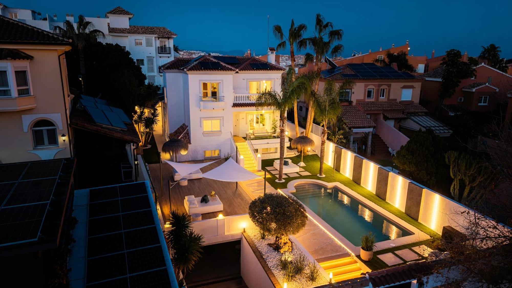 Vacation Marbella I Sunny Camelia Villa Heated Pool, Recently Renovated, Best Residential Neighborhood In Benalmadena, Short Walk To The Beach, Cinema Room Exterior photo