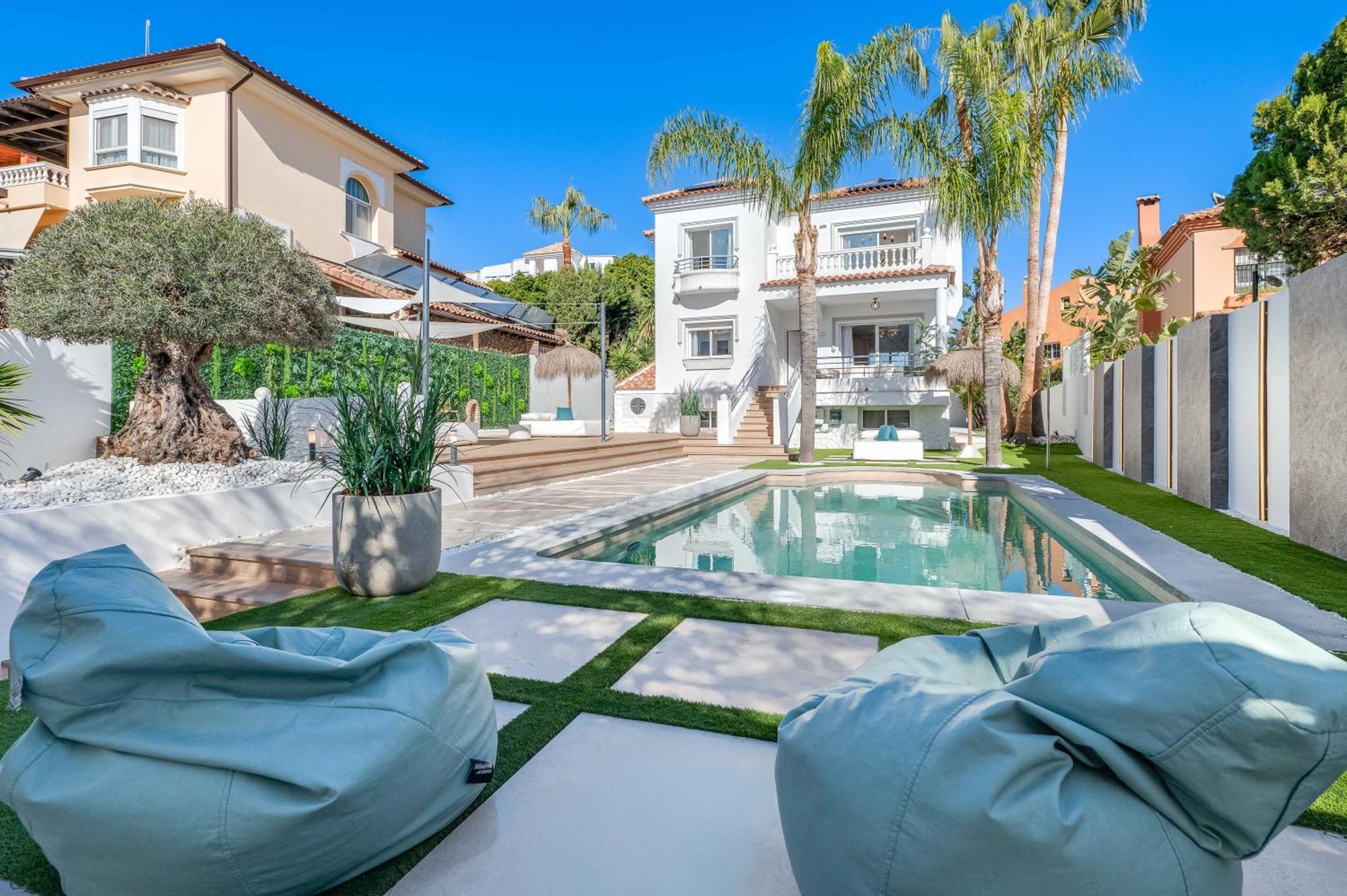 Vacation Marbella I Sunny Camelia Villa Heated Pool, Recently Renovated, Best Residential Neighborhood In Benalmadena, Short Walk To The Beach, Cinema Room Exterior photo