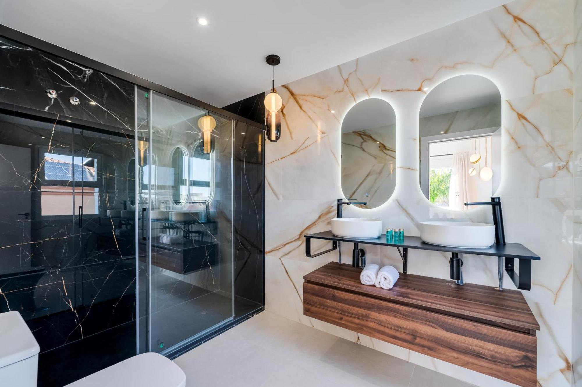 Vacation Marbella I Sunny Camelia Villa Heated Pool, Recently Renovated, Best Residential Neighborhood In Benalmadena, Short Walk To The Beach, Cinema Room Exterior photo